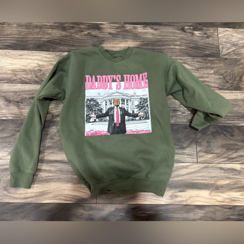 Trump Crewneck